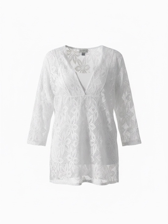 Other - White Crochet Lace Top with Floral Motif